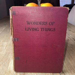 BOOK 1945 “Wonders of Living Things”